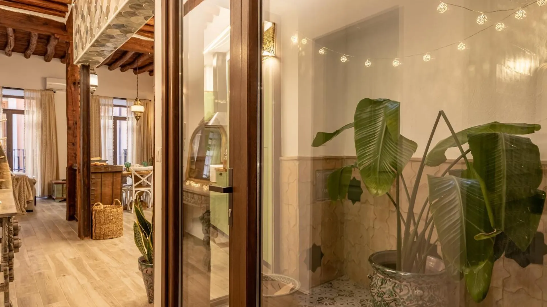 Nazari Lucena Cathedral Apartment Parking Gratis Granada 0*,